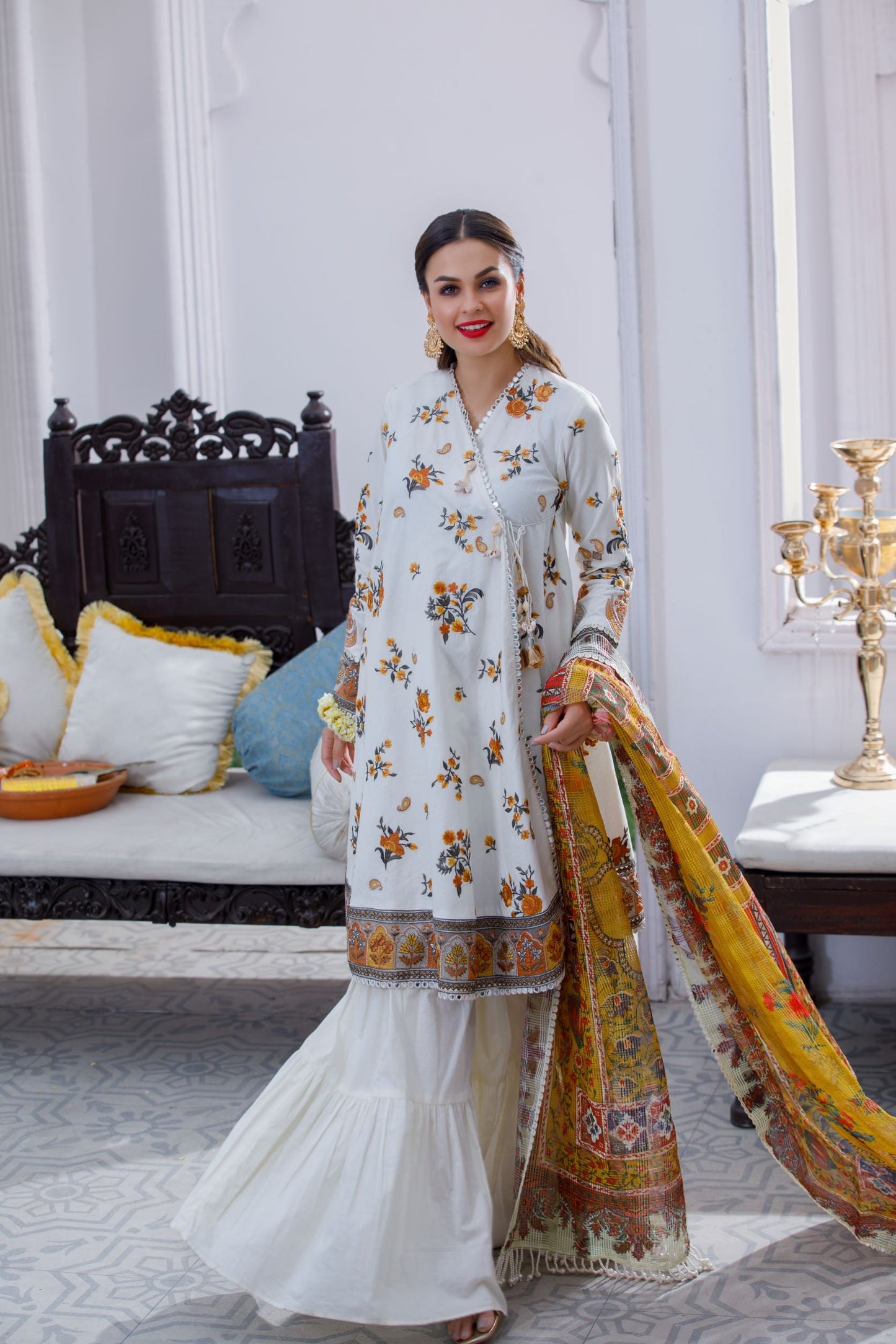 Mother's Jacquard 3-Piece Luxury Pret Suit – Mother-Daughter Matching