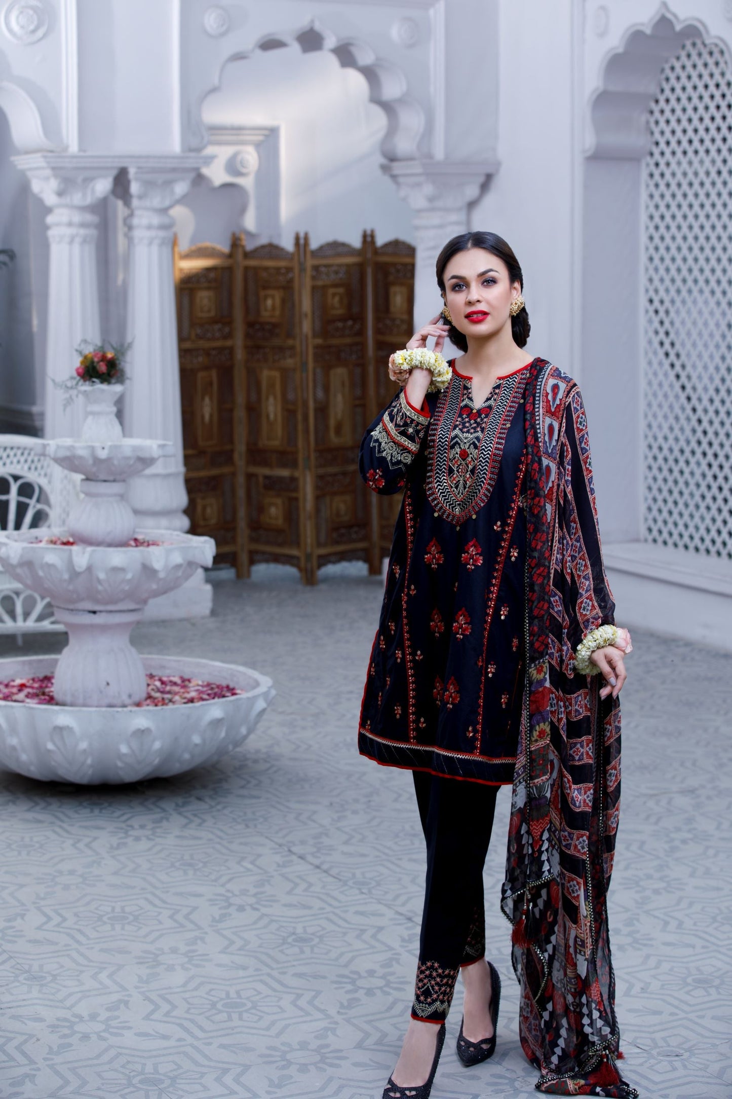 Mother's Embroidered 3-Piece Luxury Pret Suit – Mother-Daughter Collection