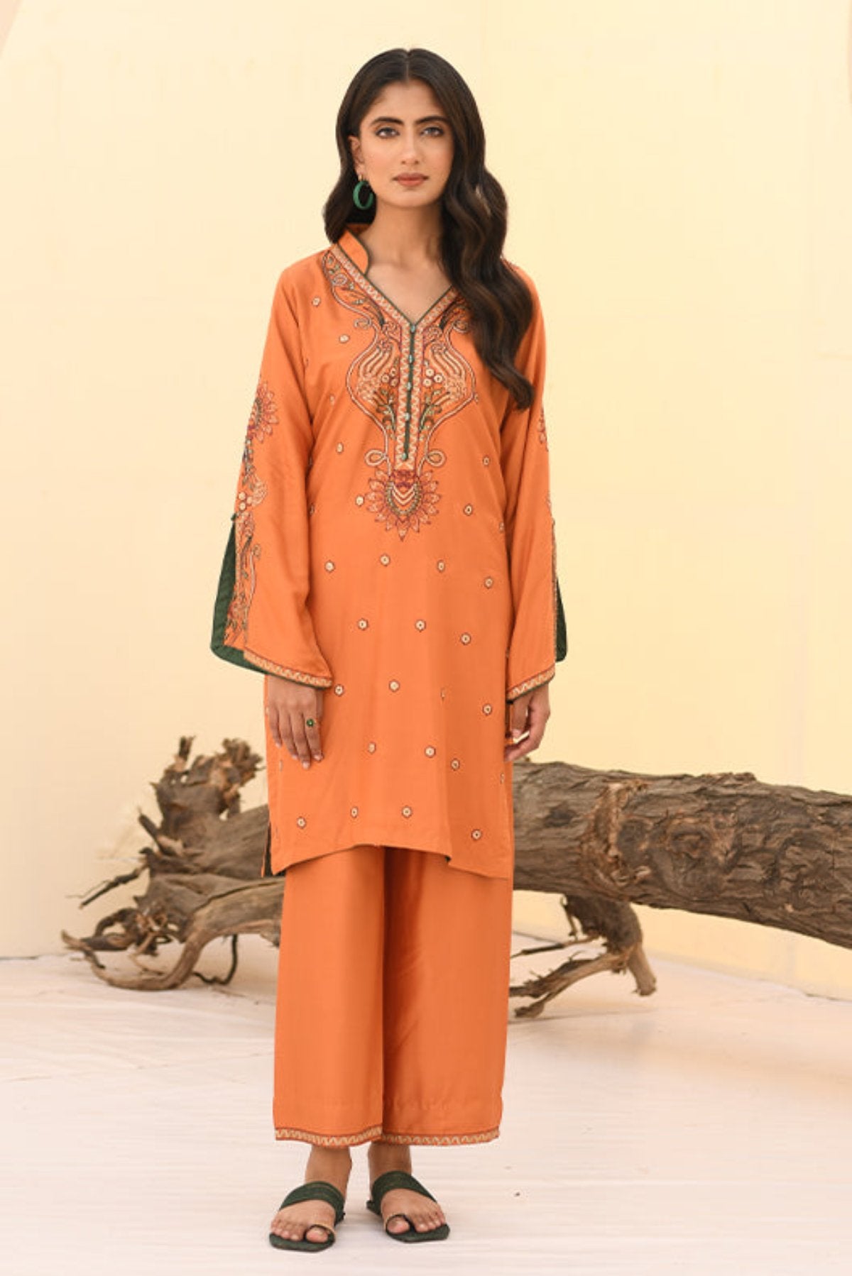 Ivory Cottel Embroidered 2-Piece Suit – Winter Stitched