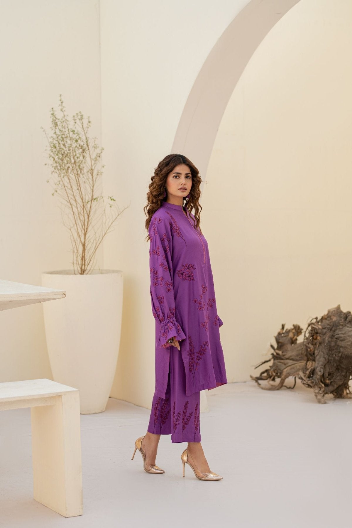 Green Cottel Embroidered 2-Piece Suit – Winter Stitched