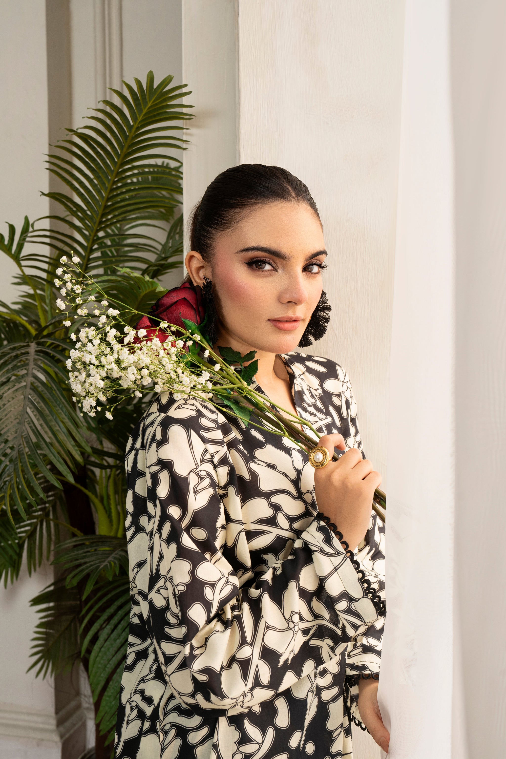 Midnight Bloom – Black Print 2-Piece Summer Set